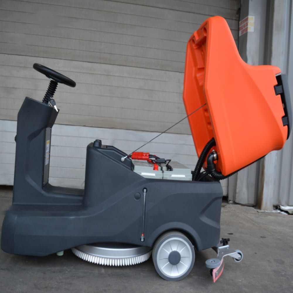 Высокопроизводительная поломоечная машина OXLIFT NR530 с управлением сидя